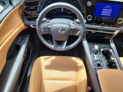 Used 2026 Lexus RX 350 FWD w/ Accessory Package (Z1) image 15