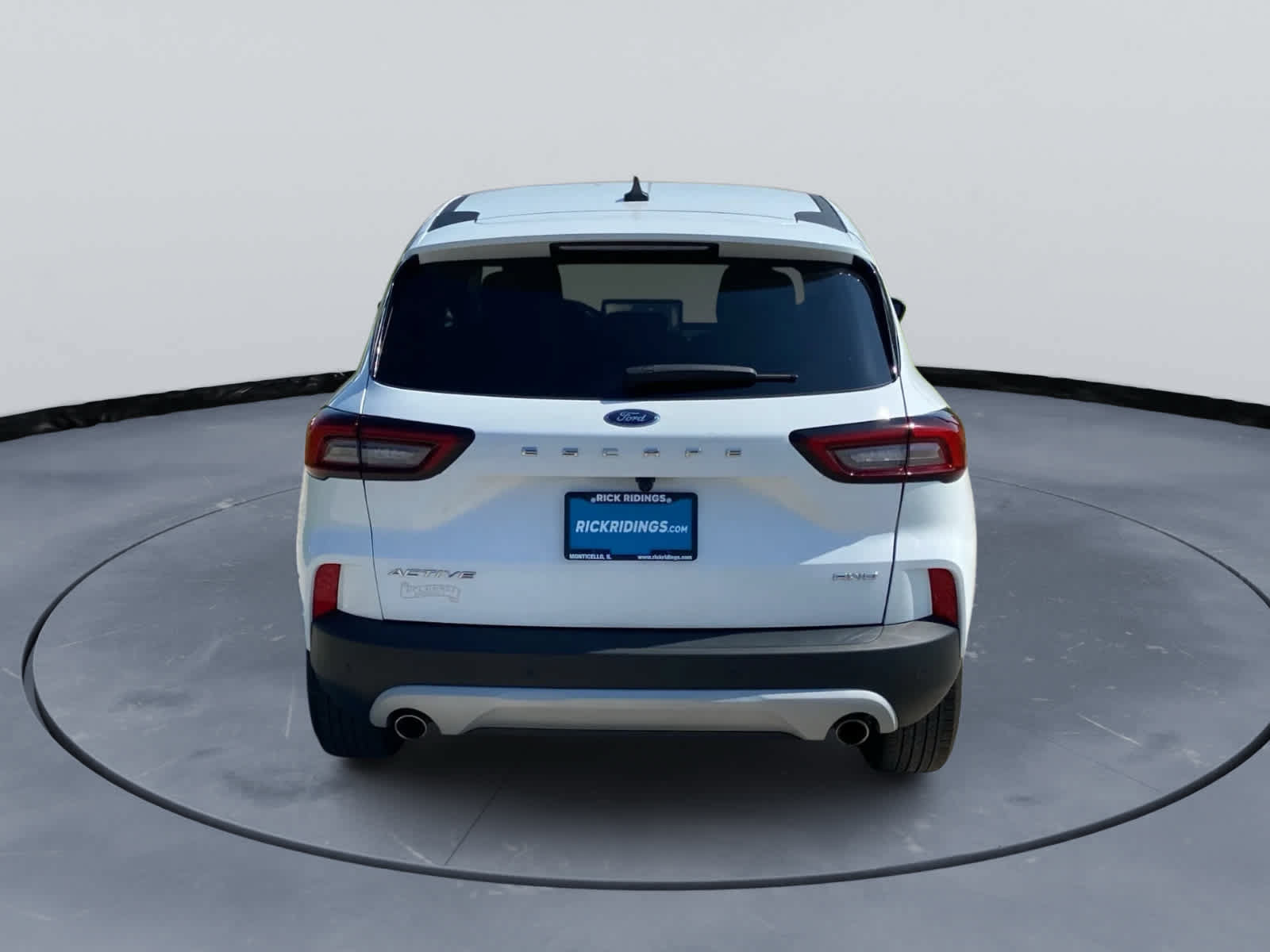 Used 2023 Ford Escape Active w/ Tech Pack #2 AWD/4WD image 4