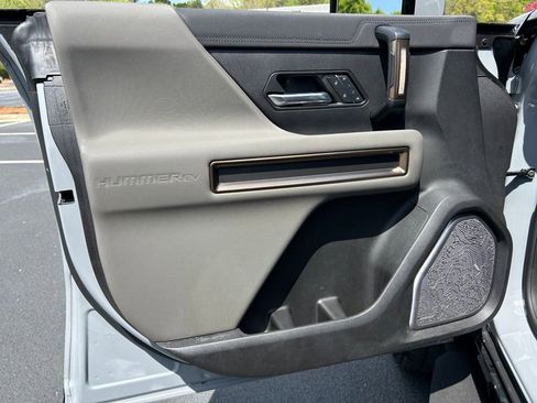 Used 2024 GMC Hummer EV 3X AWD/4WD image 68