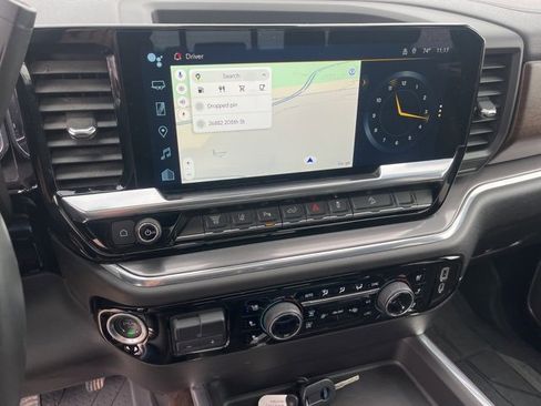 Used 2025 Chevrolet Silverado 2500 High Country w/ Technology Package image 31