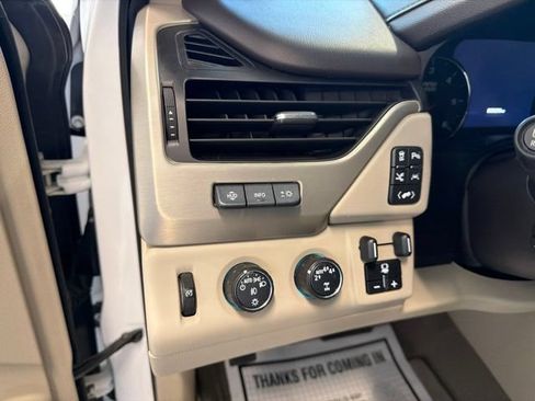 Used 2020 GMC Yukon Denali AWD/4WD image 23