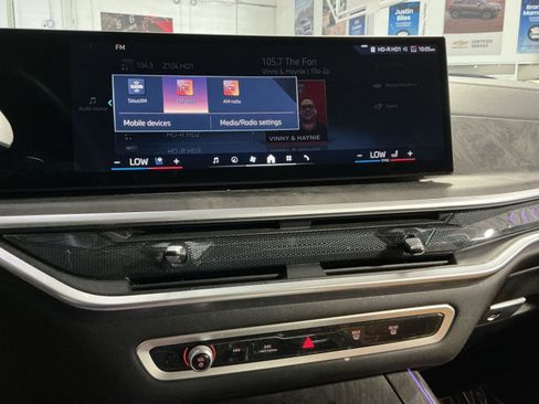 Used 2024 BMW X7 xDrive40i AWD/4WD image 19