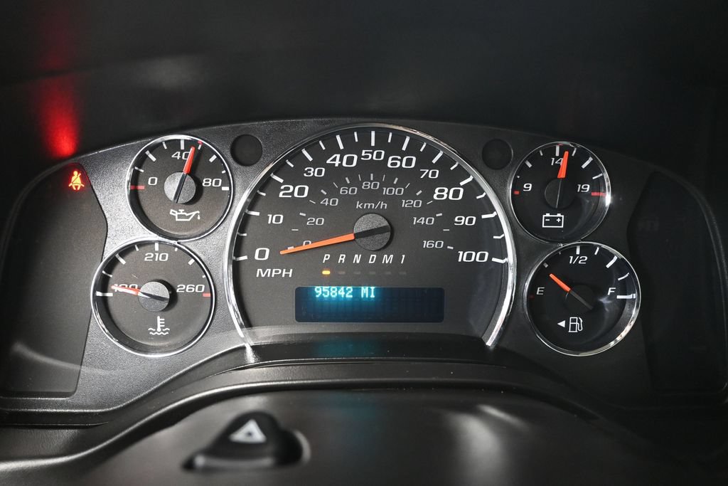 Used 2016 Chevrolet Express 2500 RWD image 20