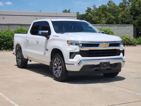 Used 2025 Chevrolet Silverado 1500 LT w/ Texas Edition Plus RWD image 3