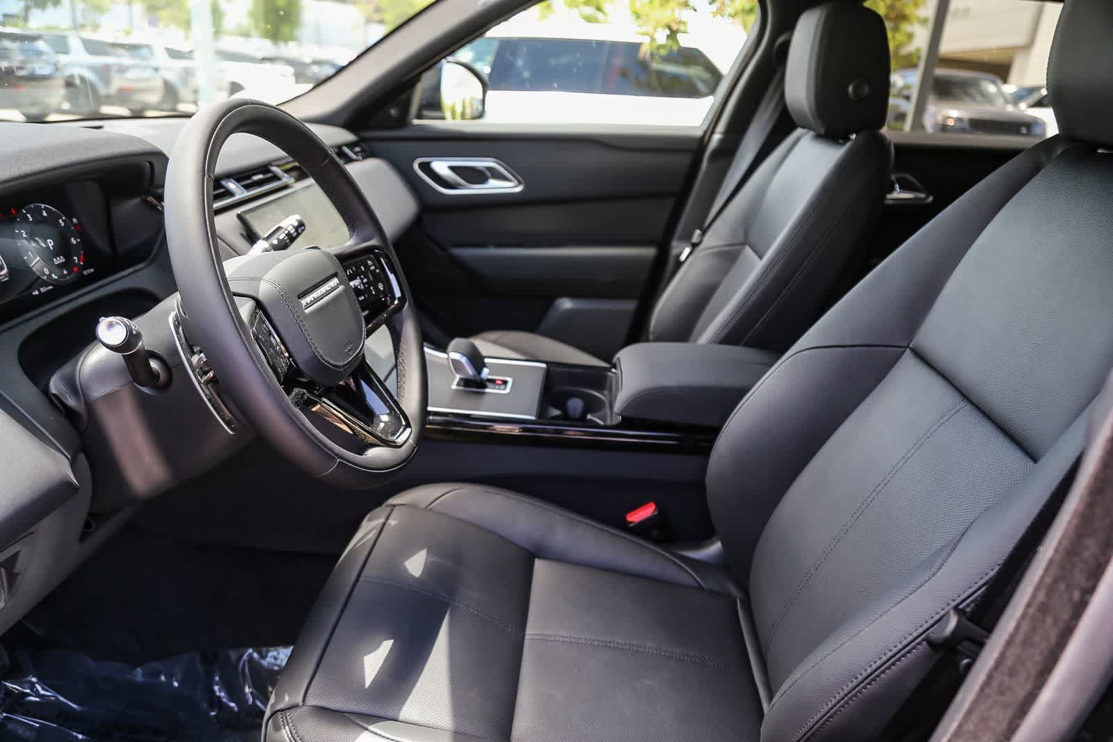 New 2026 Land Rover Range Rover Velar S AWD/4WD image 18