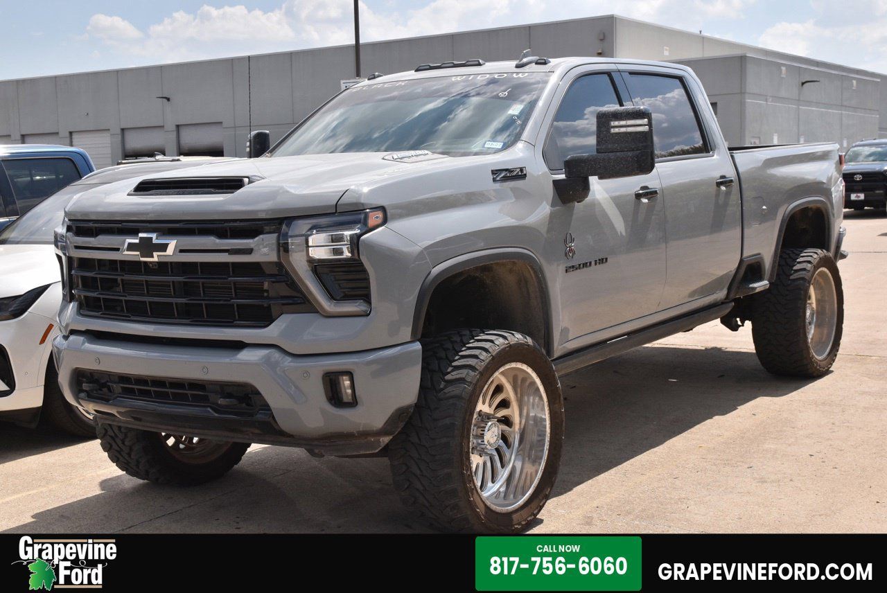 Used 2024 Chevrolet Silverado 2500 LTZ w/ LTZ Plus Package AWD/4WD image 1