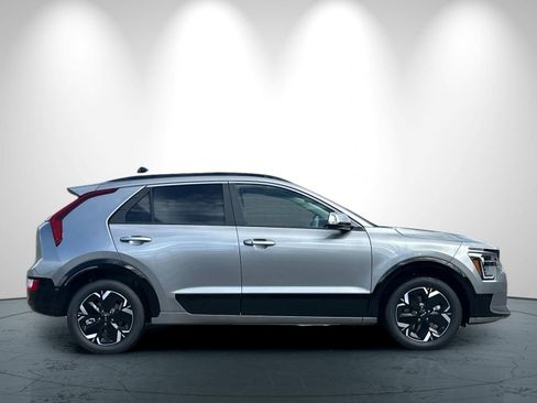 New 2026 Kia Niro Wind image 3