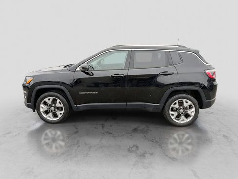 Used 2018 Jeep Compass Limited AWD/4WD image 3
