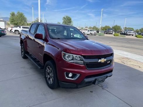 Used 2018 Chevrolet Colorado Z71 AWD/4WD image 6