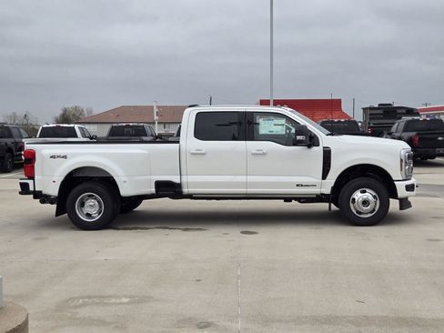 New 2026 Ford F350 Platinum AWD/4WD image 7