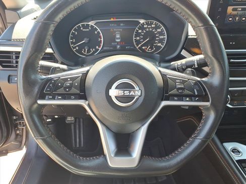 Used 2024 Nissan Altima 2.5 SR w/ SR Premium Package FWD image 23