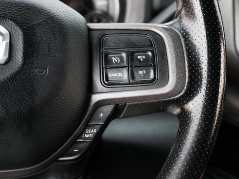 Used 2021 RAM 5500 Tradesman w/ Chrome Appearance Group image 25