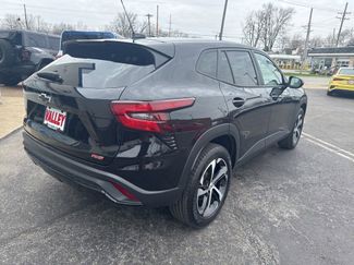 Used 2024 Chevrolet Trax RS w/ Driver Confidence Package video 3