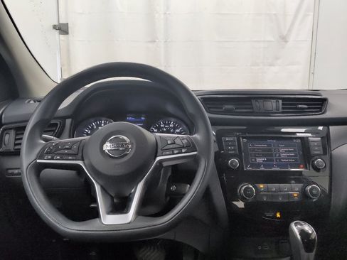 Used 2020 Nissan Rogue Sport S w/ Appearance Package FWD image 22