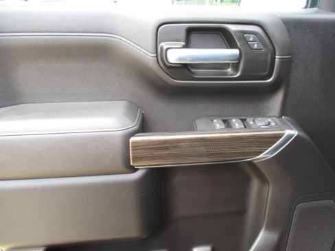 Used 2021 Chevrolet Silverado 1500 RST w/ Bed Protection Package AWD/4WD image 29