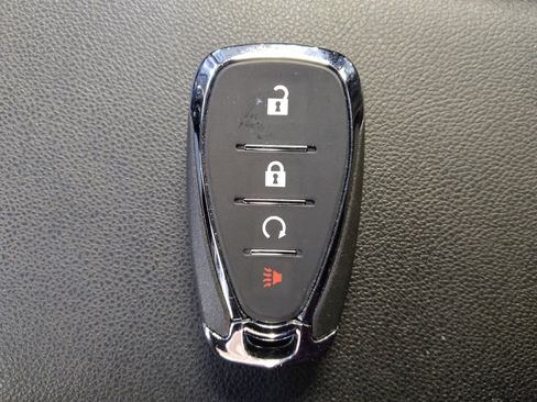 Used 2021 Chevrolet TrailBlazer LT w/ Convenience Package FWD image 32