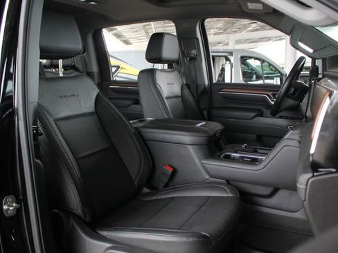 Used 2024 GMC Sierra 2500 Denali w/ Denali Reserve Package image 27