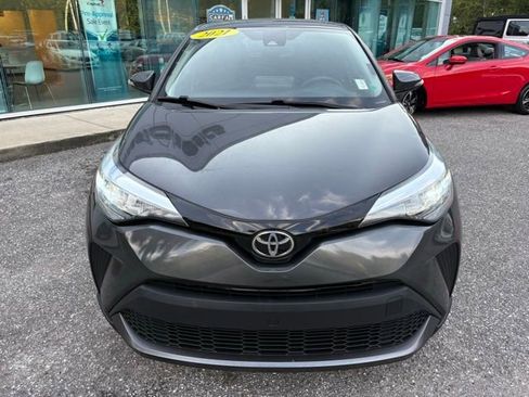 Used 2021 Toyota C-HR LE image 10