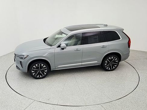 New 2026 Volvo XC90 B5 Plus w/ Protection Package image 36