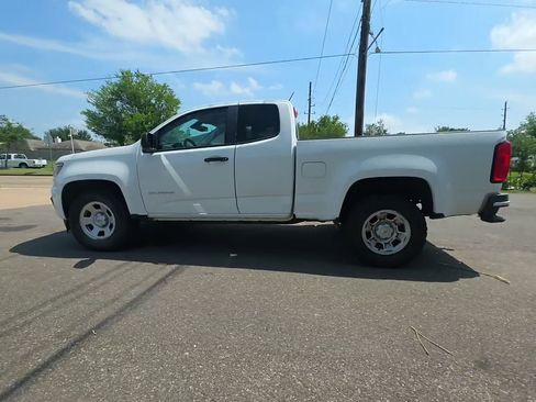 Used 2022 Chevrolet Colorado W/T w/ WT Convenience Package RWD image 4
