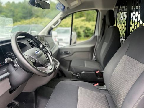 Used 2025 Ford Transit 250 Low Roof w/ Exterior Upgrade Package RWD image 20