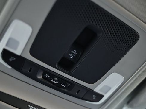 New 2026 Honda HR-V EX-L image 40