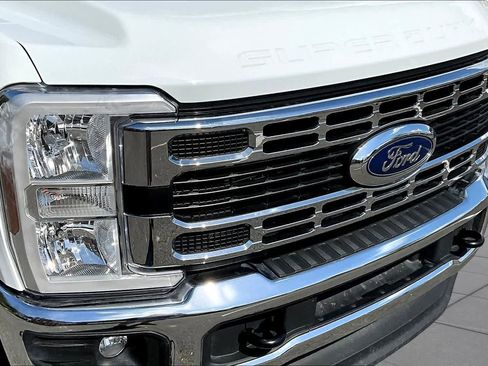 Used 2025 Ford F250 XLT AWD/4WD image 29