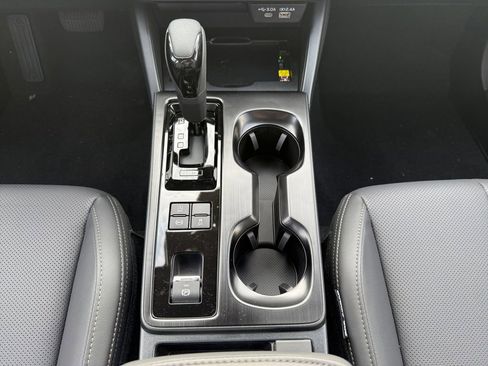 New 2026 Subaru Outback Limited AWD/4WD image 15