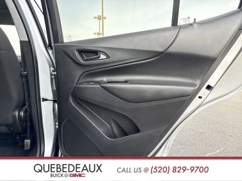 Used 2020 Chevrolet Equinox LT image 32