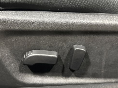 Used 2025 Nissan Altima 2.5 SV image 18