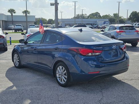 Used 2016 Hyundai Elantra SE w/ Option Group 02 FWD image 5