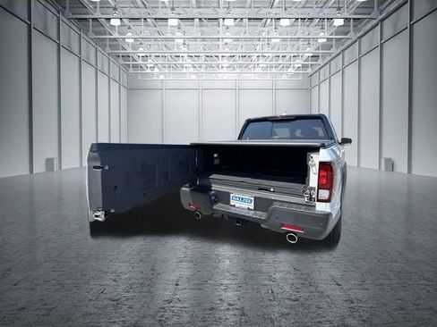 Used 2023 Honda Ridgeline Black Edition image 14
