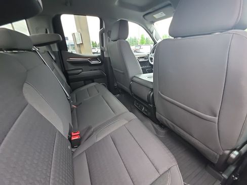 Used 2022 Chevrolet Silverado 1500 LT AWD/4WD image 19