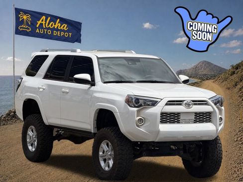 Used 2021 Toyota 4Runner SR5 RWD image 6