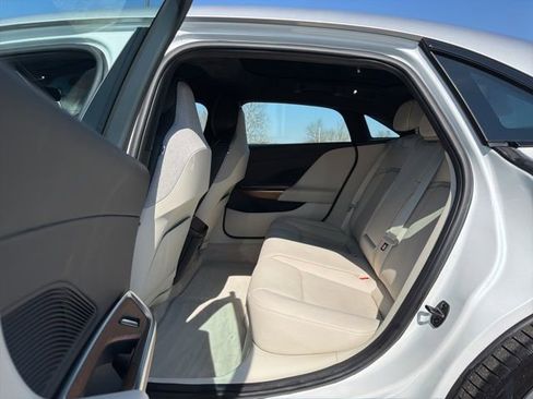 Used 2024 Lucid Air Touring image 15