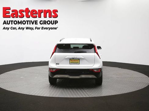 Used 2023 Kia Niro Wind w/ Wind Preserve Package FWD image 36