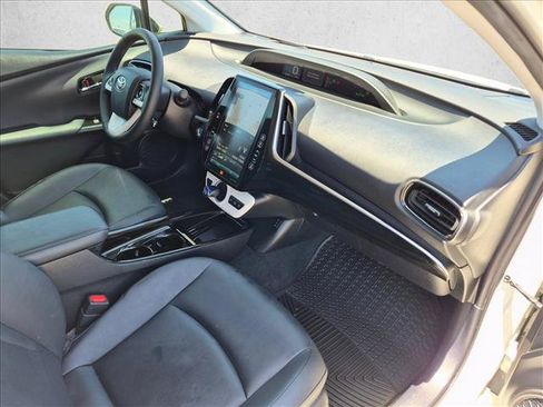 Used 2018 Toyota Prius Prime Advanced FWD image 21