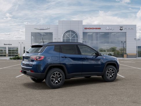 New 2026 Jeep Compass Trailhawk w/ Trailer Tow Group AWD/4WD image 30