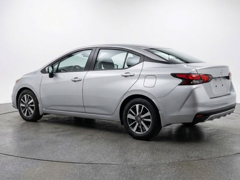 Used 2025 Nissan Versa SV FWD image 6