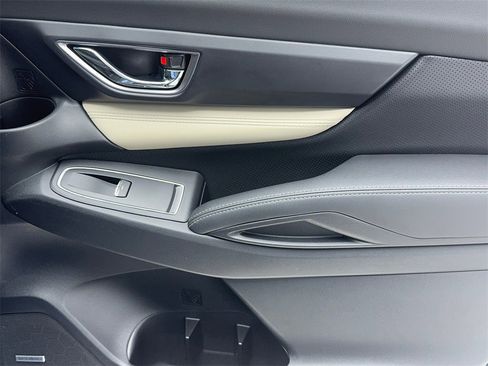 Used 2022 Subaru Ascent Limited w/ Technology Package image 55