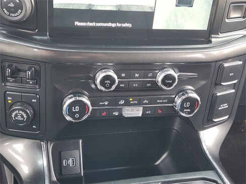 Used 2021 Ford F150 XLT w/ Equipment Group 302A High image 26