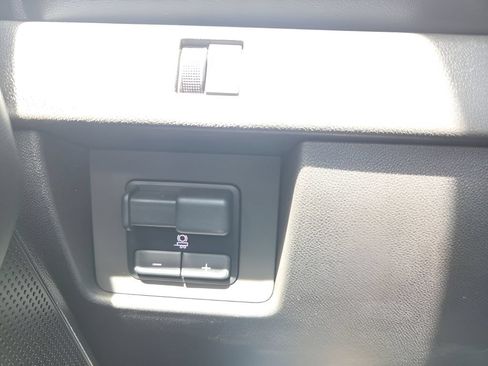 Used 2024 Chevrolet Colorado LT w/ LT Convenience Package III AWD/4WD image 27