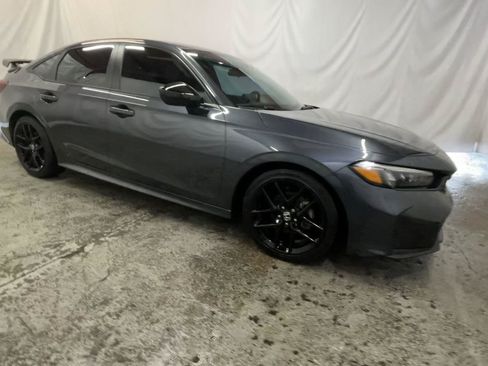 Certified 2025 Honda Civic Sport image 3