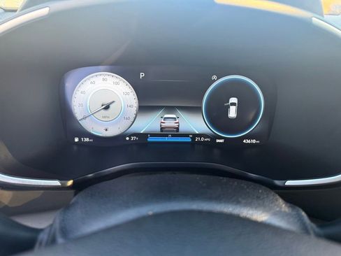 Used 2023 Hyundai Santa Fe Limited image 16