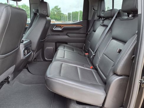 Used 2022 GMC Sierra 1500 Denali AWD/4WD image 17