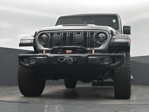 Used 2023 Jeep Wrangler Unlimited Rubicon 392 w/ Trailer Tow Package AWD/4WD image 31
