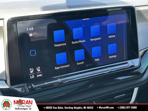 Used 2024 Volkswagen Atlas Cross Sport SEL Premium R-Line AWD/4WD image 30