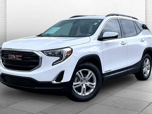 Used 2020 GMC Terrain SLE w/ Driver Convenience Package FWD image 12
