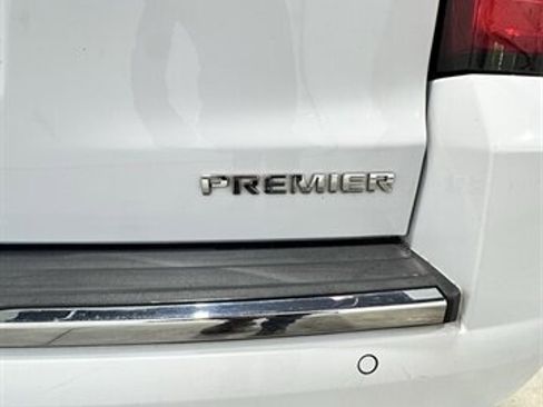Used 2019 Chevrolet Tahoe Premier AWD/4WD image 3