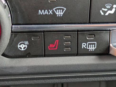 Used 2024 Ford Bronco Badlands image 21